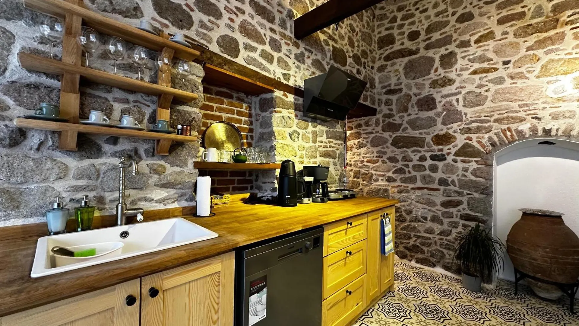Villa Rhea Guesthouse - Pergamon Bergama