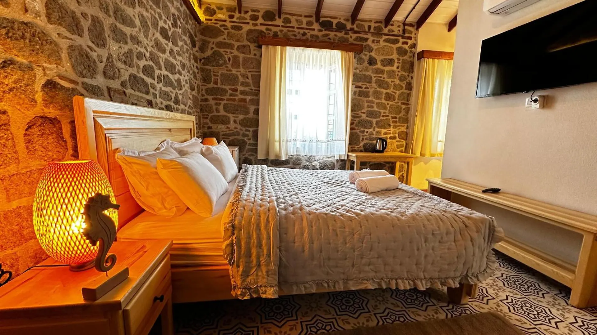 Rhea Guesthouse - Pergamon Bergama Villa