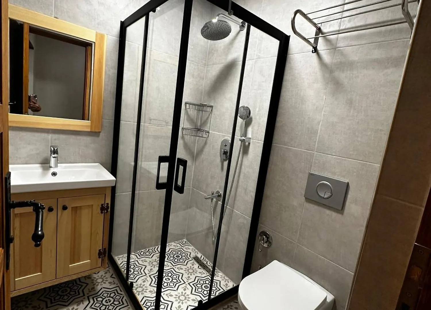 Rhea Guesthouse - Pergamon Bergama