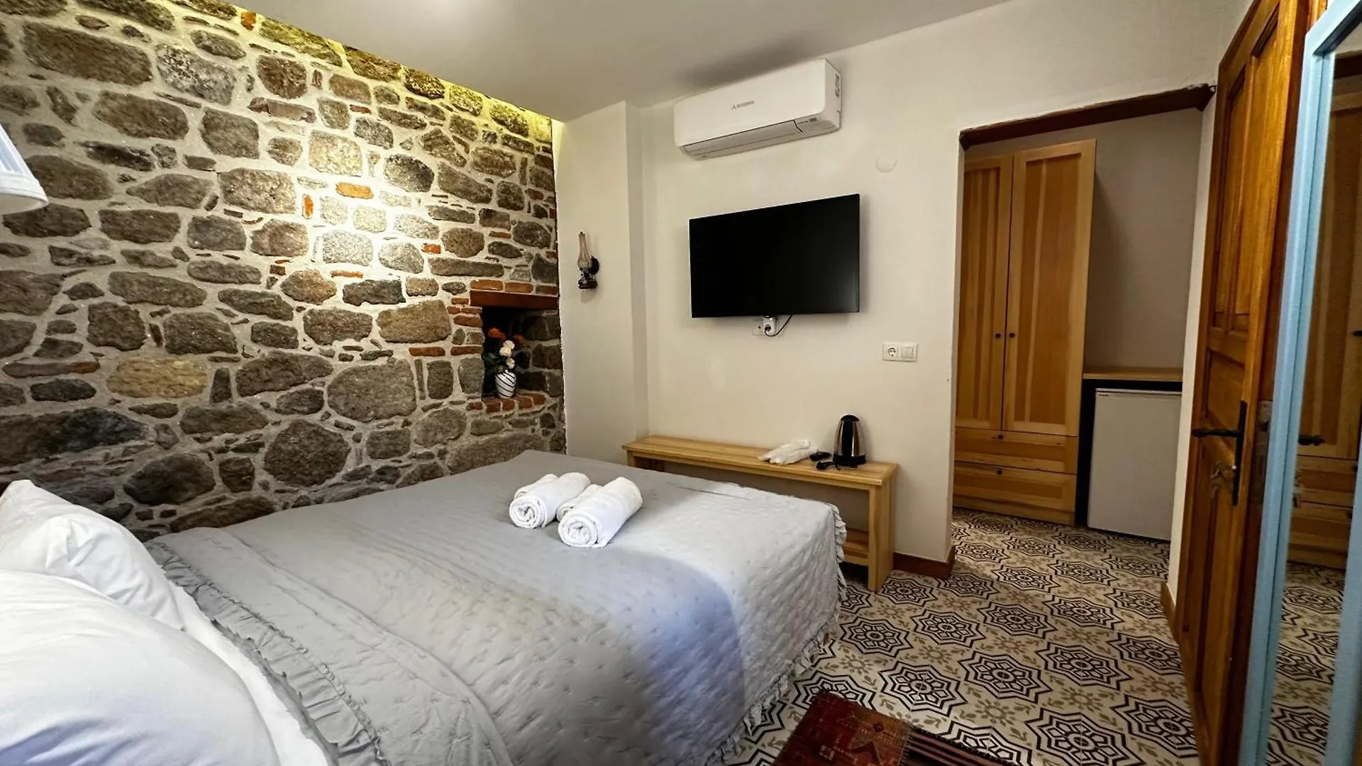 Rhea Guesthouse - Pergamon Bergama 0*,